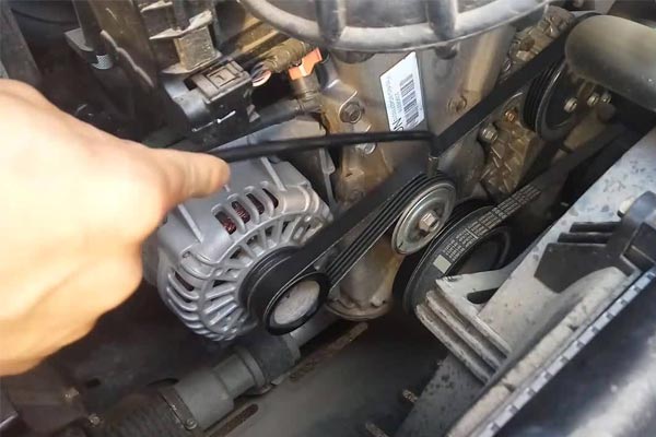 湖滨转速传感器的工作原理是什么？