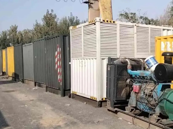 湖滨200KW柴油发电机机组每小时油耗是多少?